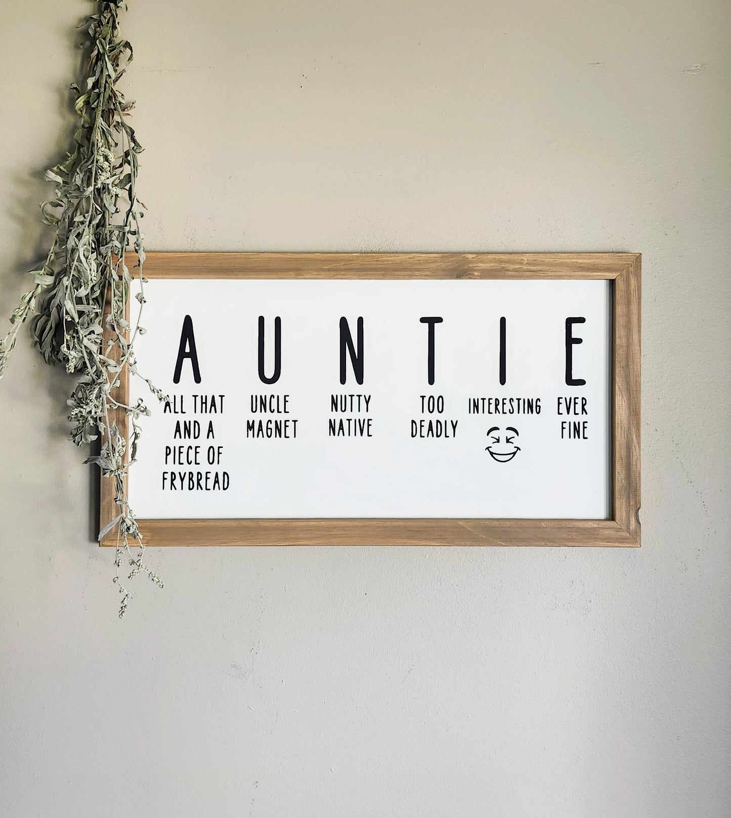 AUNTIE Sign